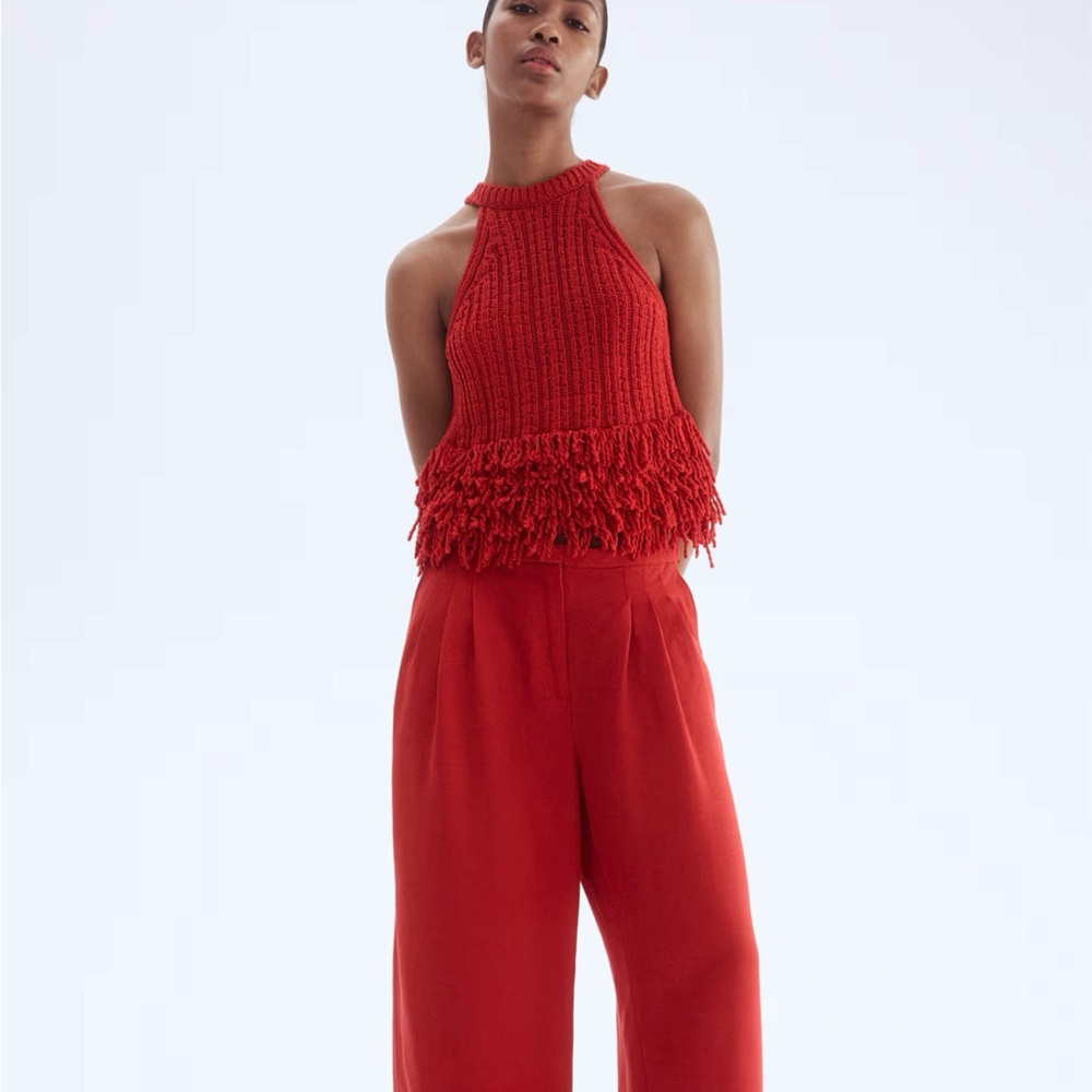 NWT Women’s H&M Fringe-Trimmed Knit Top. Red. Sz S. Sold out